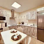 Click&guest - Cosmopolis 2 * Santa Lucia