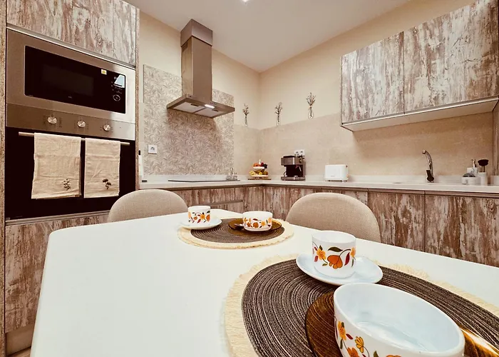 Click&guest - Cosmopolis 2 * Santa Lucia